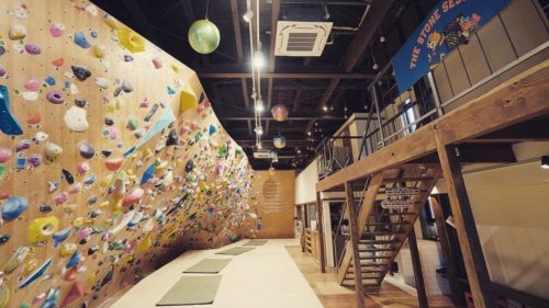 愛知県のクライミング施設「ボルダリングハウス KNOT（ノット）」